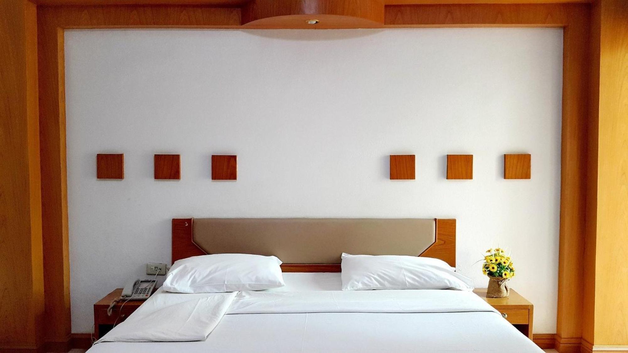 Areena Resort And Hotel Uttaradit Eksteriør bilde